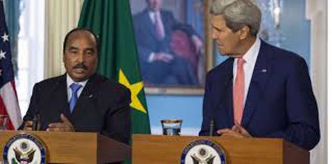Le Président mauritanien Mohamed Ould Abdel Aziz avec le Secretaire d'Etat américain John Kerry